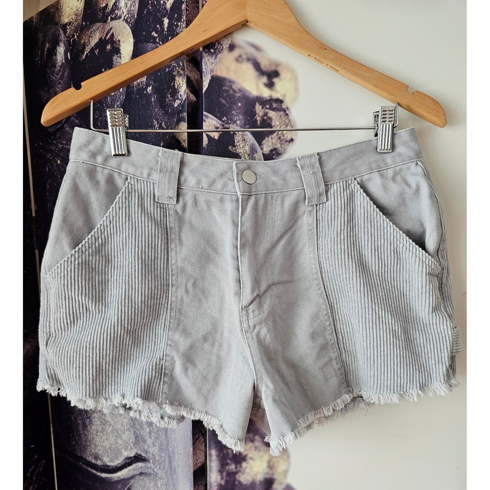 ANGEL KISS Women Gray Corduroy Distressed Frayed Hem Shorts Size 7 28